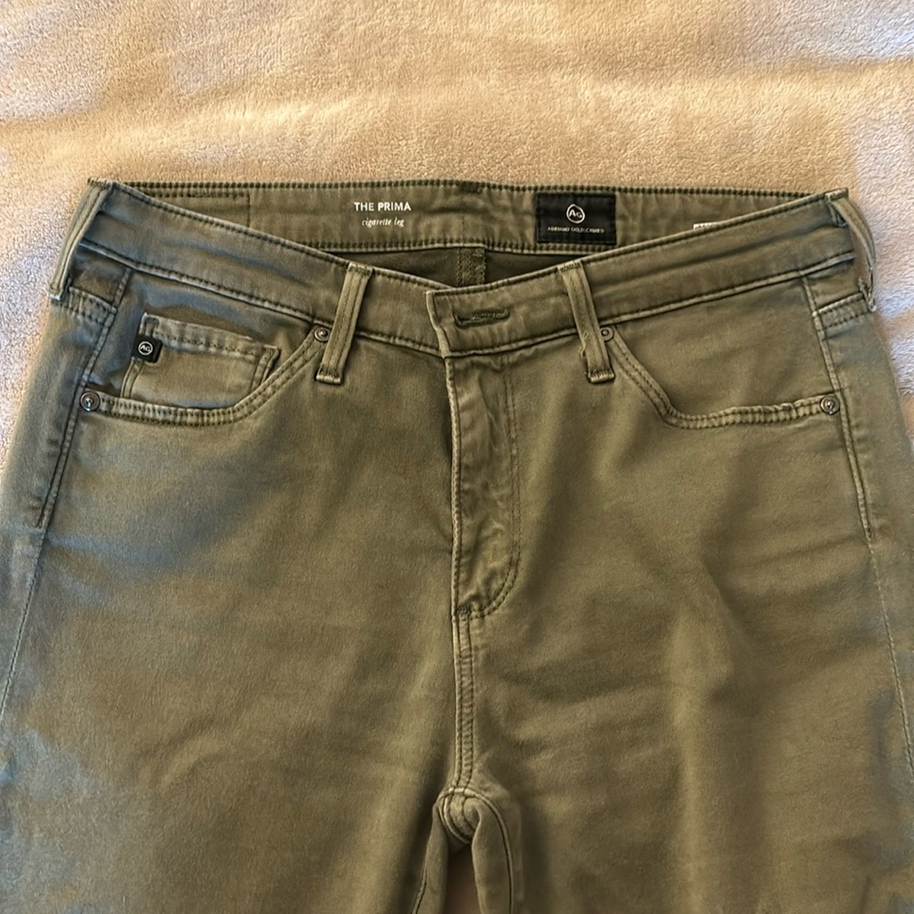 AG Jeans Olive Green cigarette pants sz 27
